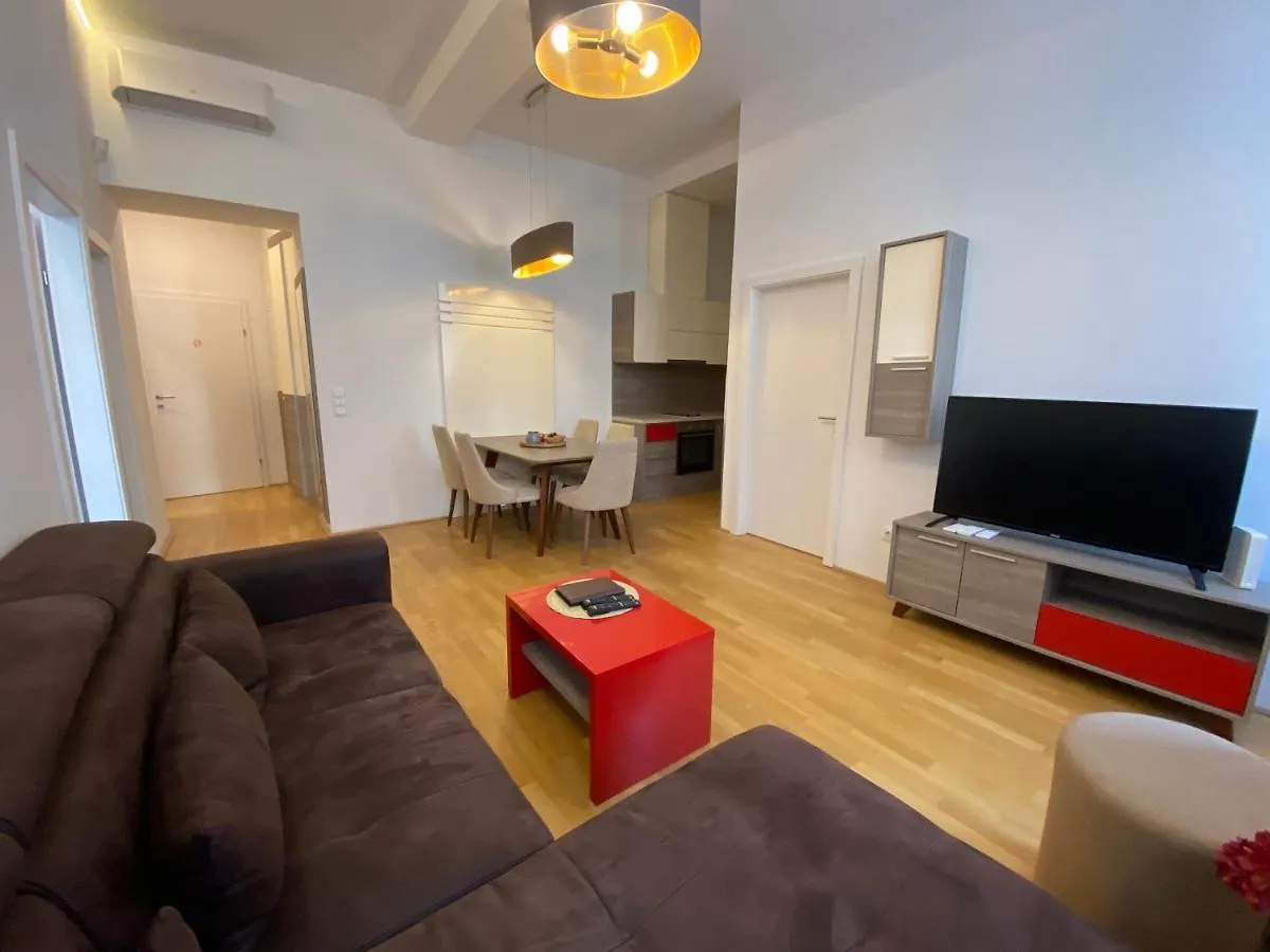 Vienna City Apartment 7 0*,