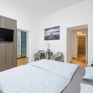 Grosszuegiges App. 2 Schlafzimmer Viena