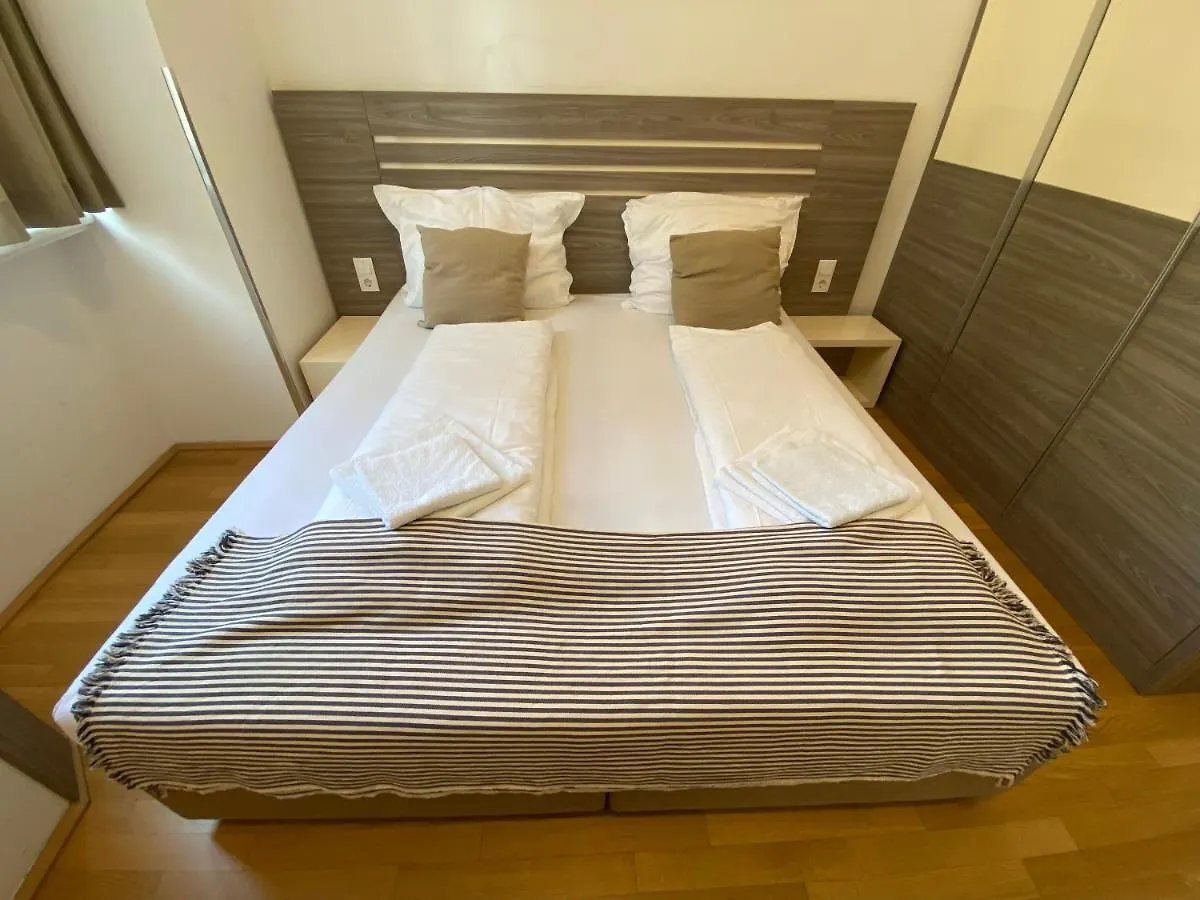 Vienna City Apartment 7 Austria