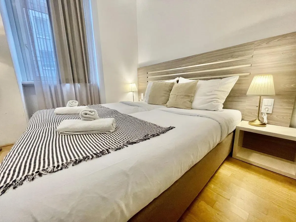 Vienna City Apartment 7